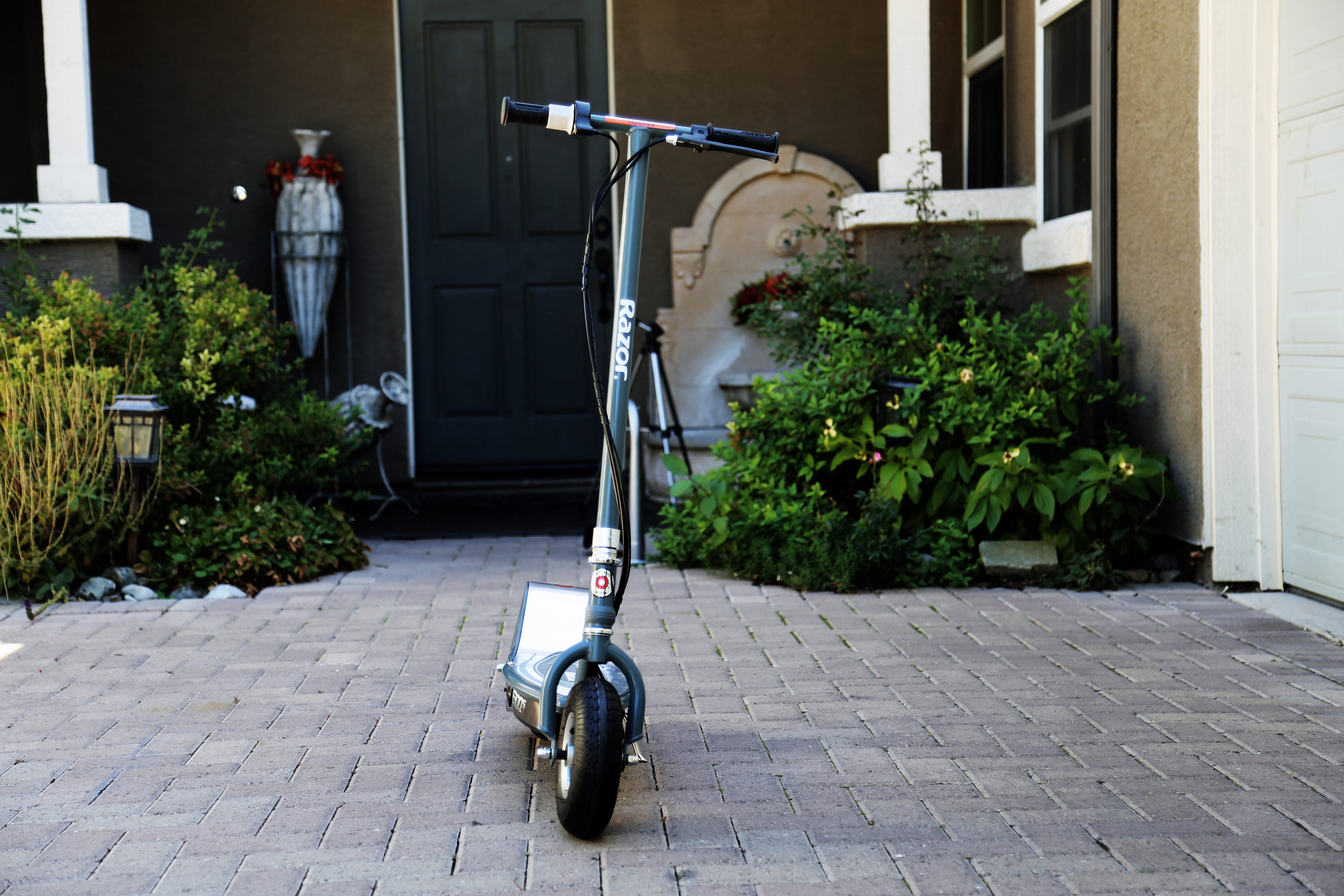 razor e300s electric scooter